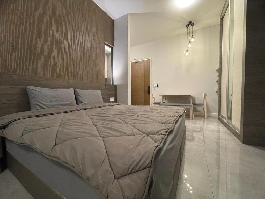 Imperio.Res - Near To Jonker & Mall - Pool View Malacca Exterior photo